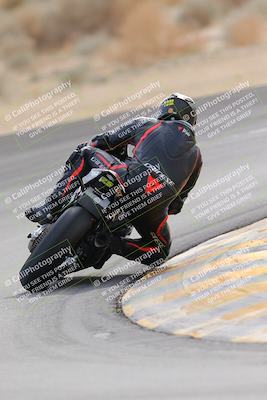 media/Dec-17-2022-SoCal Trackdays (Sat) [[224abd9271]]/Turn 10 Backside (120pm)/